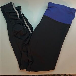 Lululemon black and purple/blue workout pants